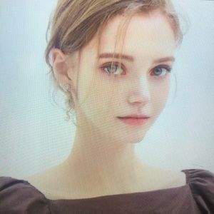 Meet your Posher, Meredith